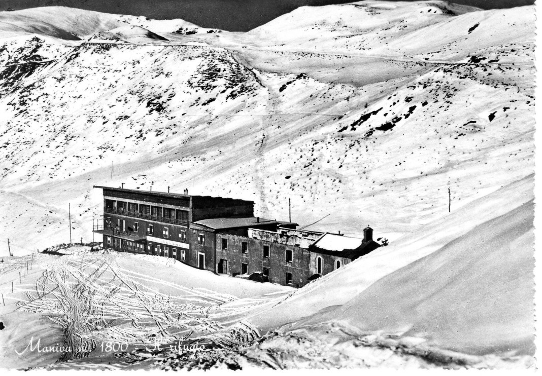 Rifugio Bonardi al passo del Maniva - anni 60